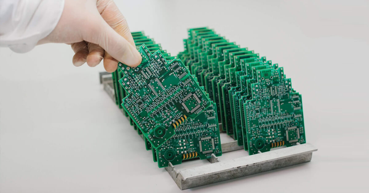 Advantages & Disadvantages of Electronic Manufacturing Services – India vs China